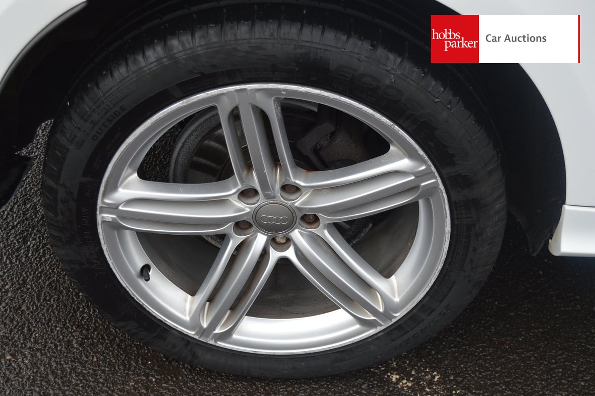 AUDI Q5 S LINE + TDI QUATTRO image 11