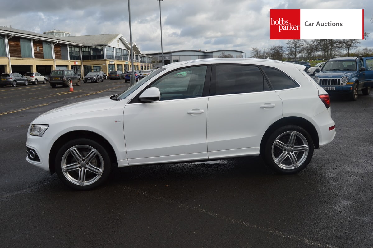 AUDI Q5 S LINE + TDI QUATTRO image 6