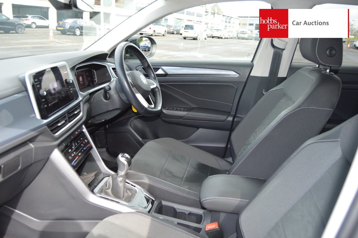 VOLKSWAGEN T-ROC STYLE TSI image 13