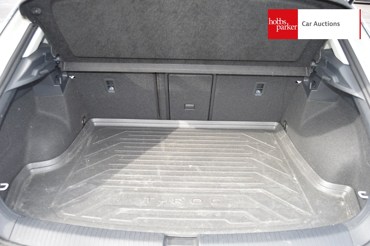 VOLKSWAGEN T-ROC STYLE TSI image 15