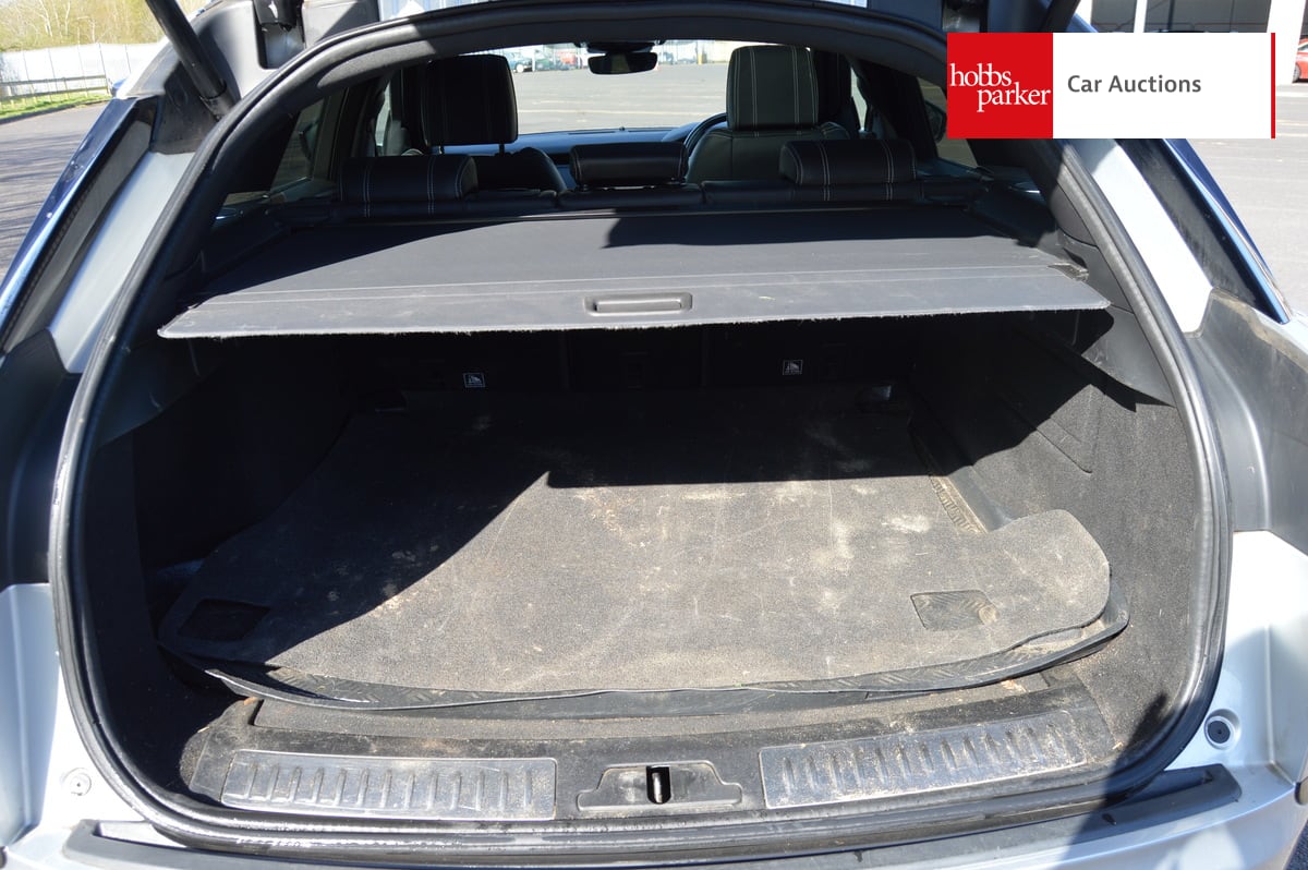 LAND ROVER RANGE ROVER VELAR R-DYN HSE D240 A image 15