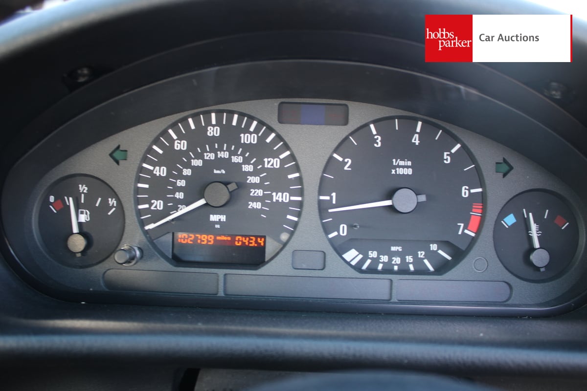 BMW 318 IS COUPE MANUAL image 33