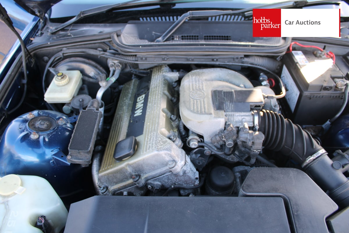 BMW 318 IS COUPE MANUAL image 37