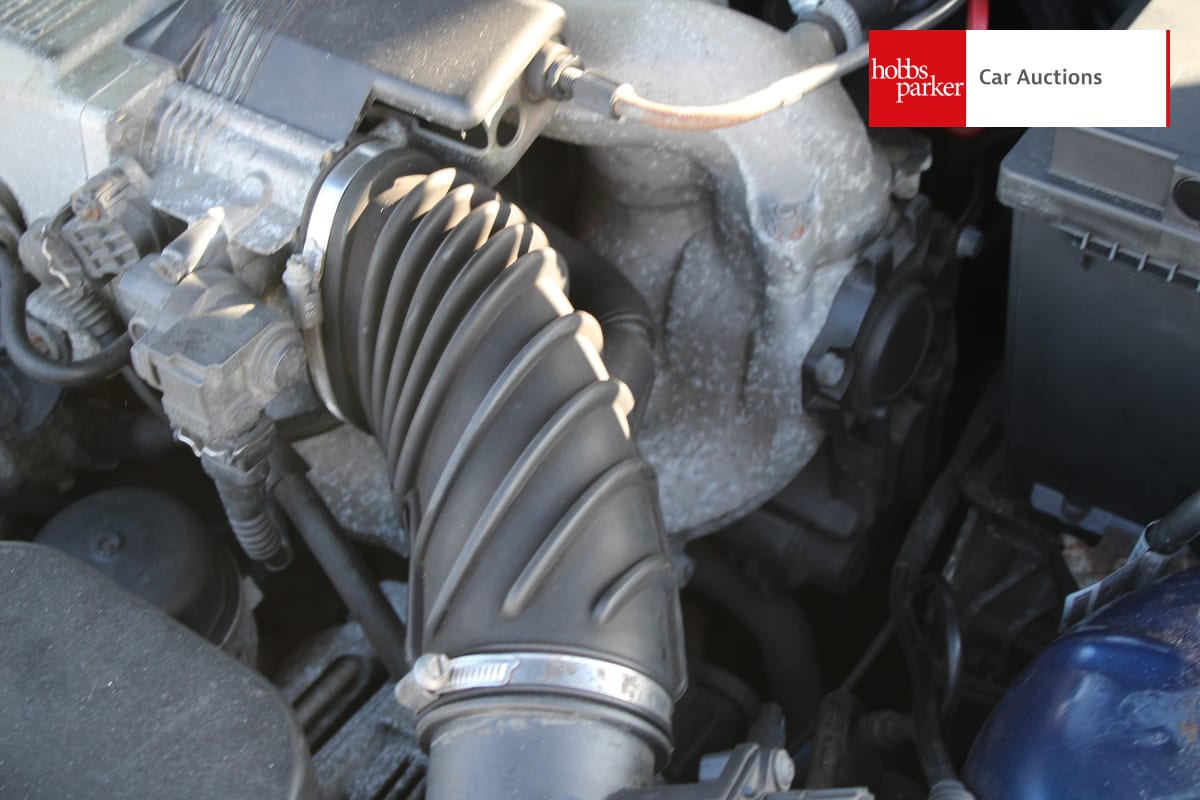 BMW 318 IS COUPE MANUAL image 39