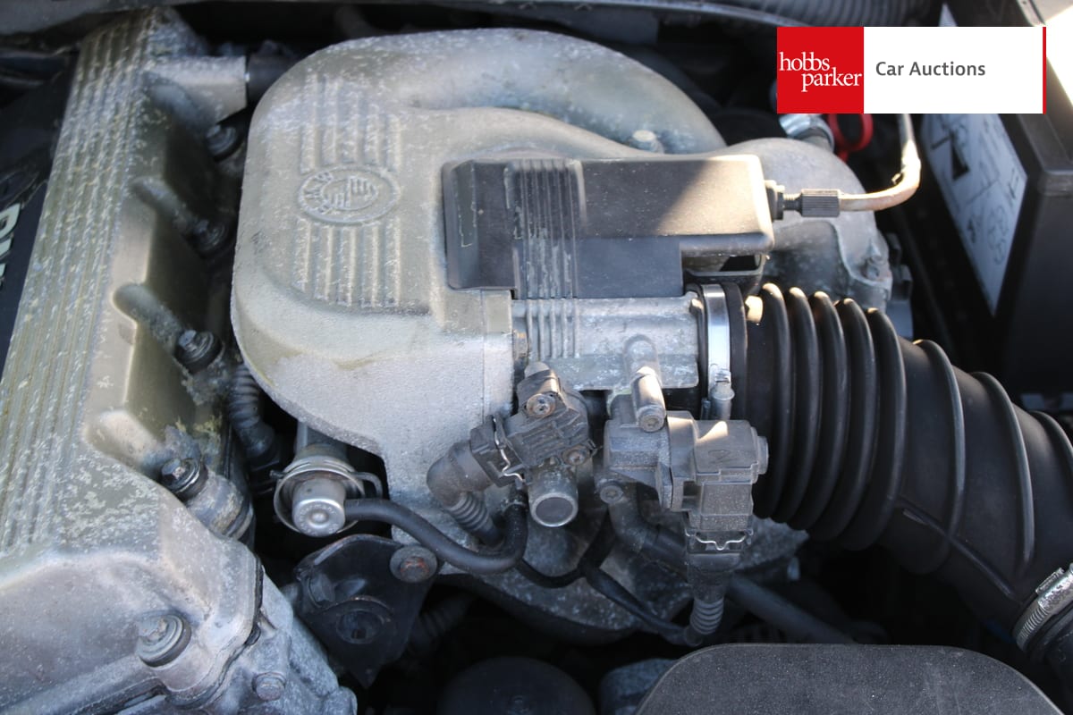 BMW 318 IS COUPE MANUAL image 40