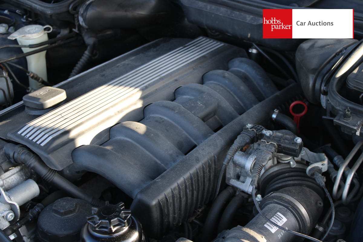 BMW 520I AUTO image 43