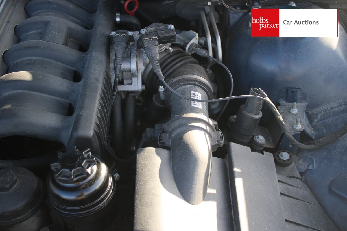 BMW 520I AUTO image 44