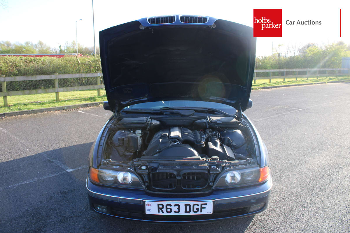 BMW 520I AUTO image 47