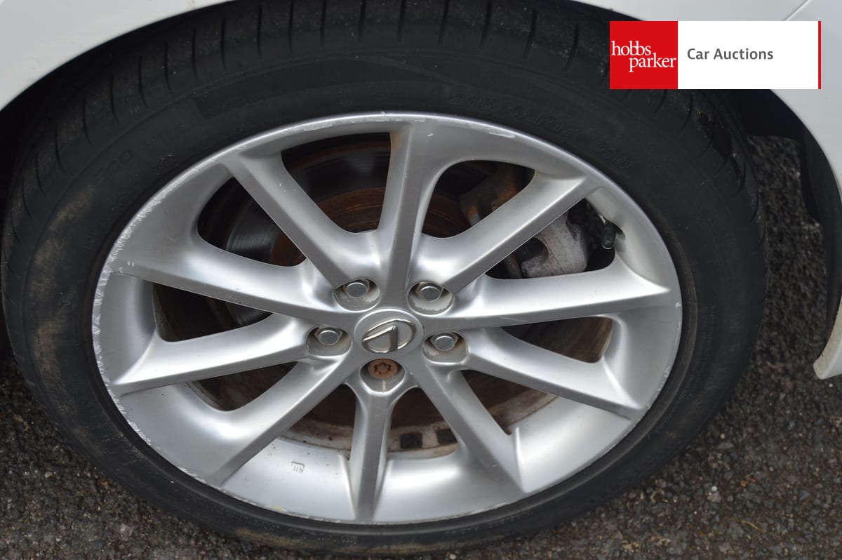 LEXUS CT 200H SE-L PREMIER CVT image 10