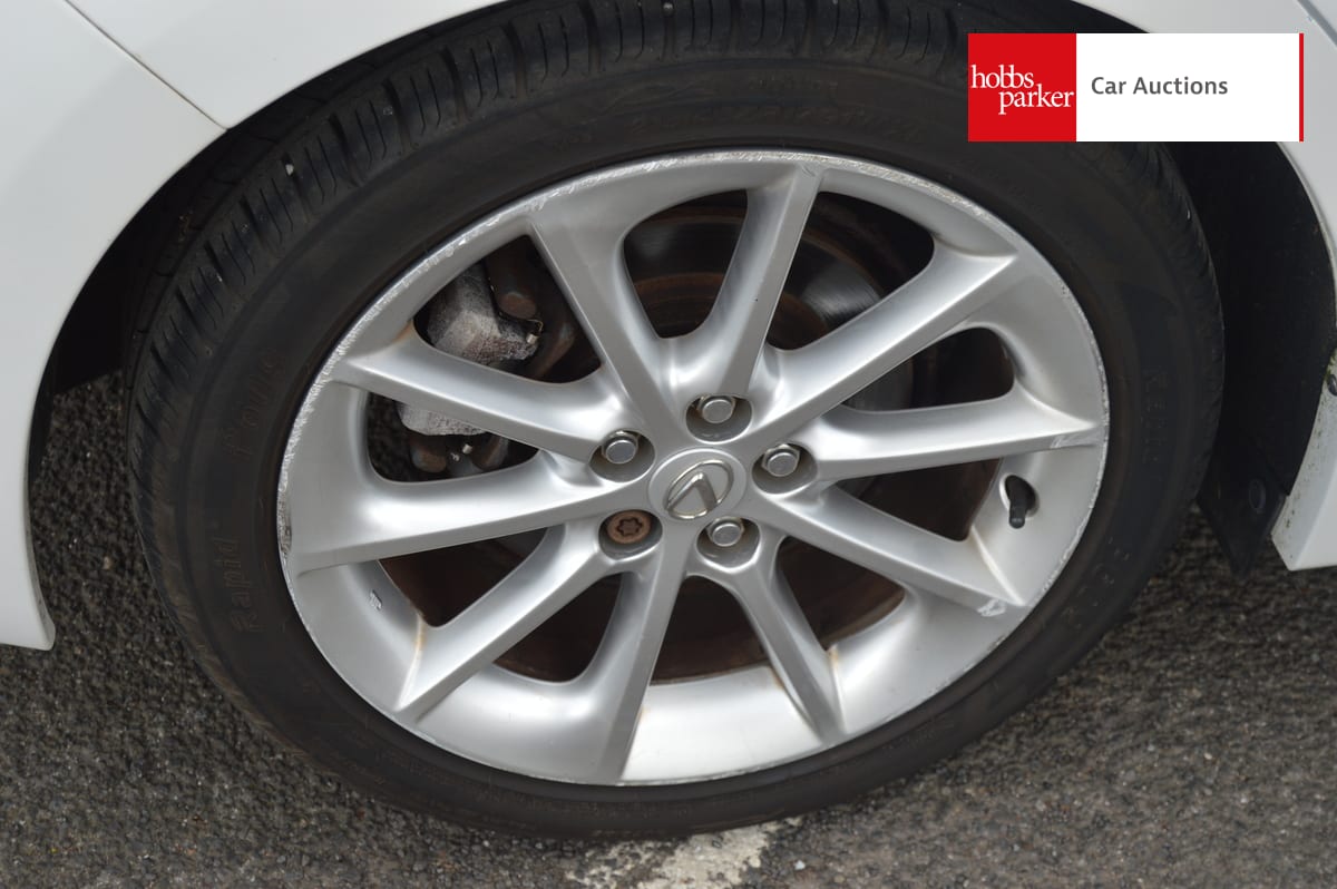 LEXUS CT 200H SE-L PREMIER CVT image 11