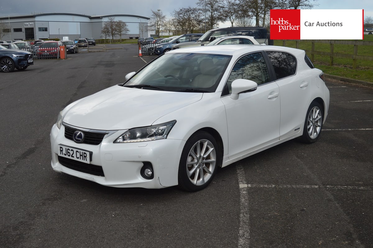 LEXUS CT 200H SE-L PREMIER CVT image 7