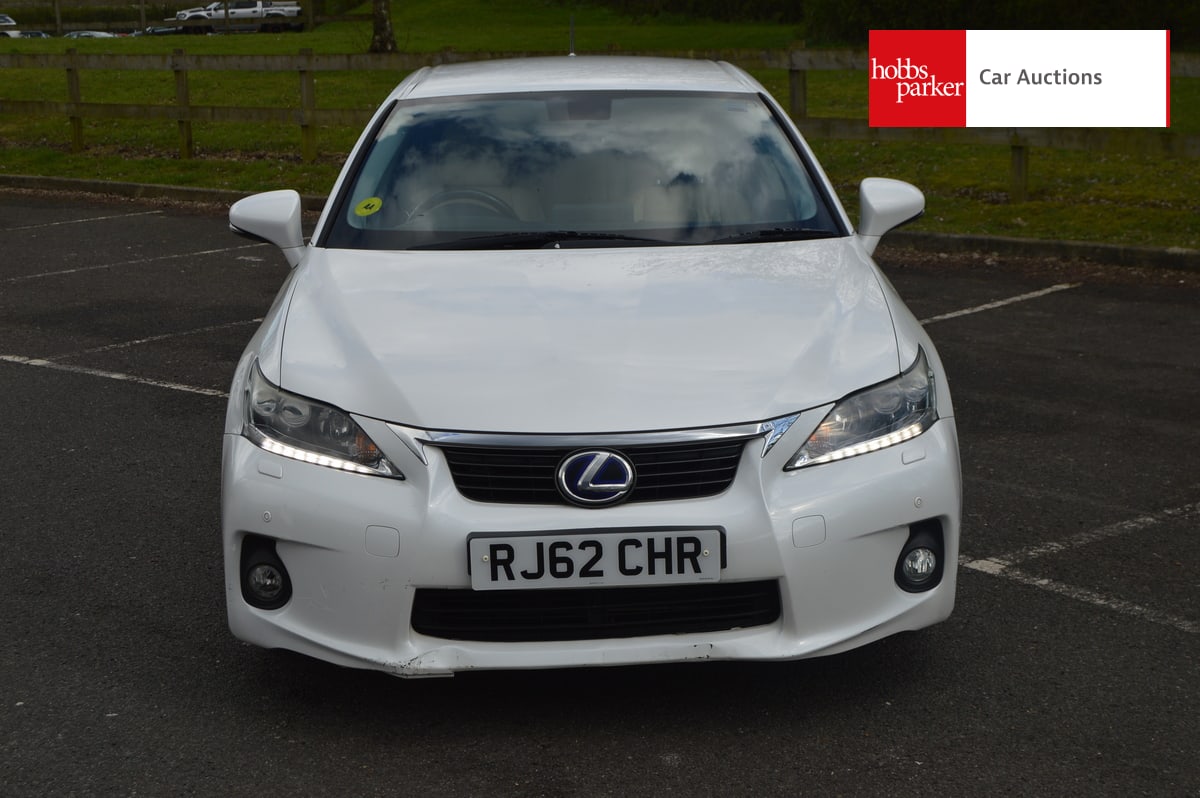 LEXUS CT 200H SE-L PREMIER CVT image 8
