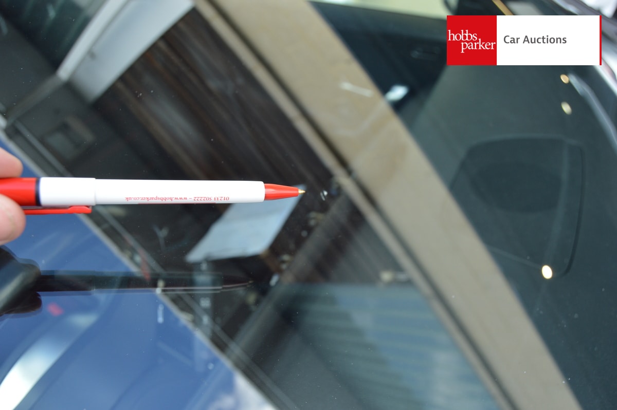 MERCEDES-BENZ A 250 AMG LINE E AUTO image 23