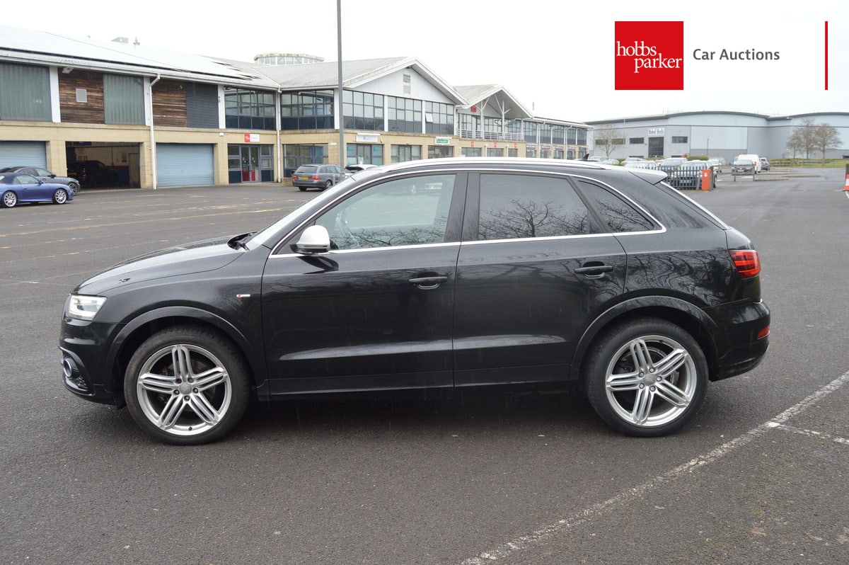 AUDI Q3 S LINE TDI QUATTRO image 6