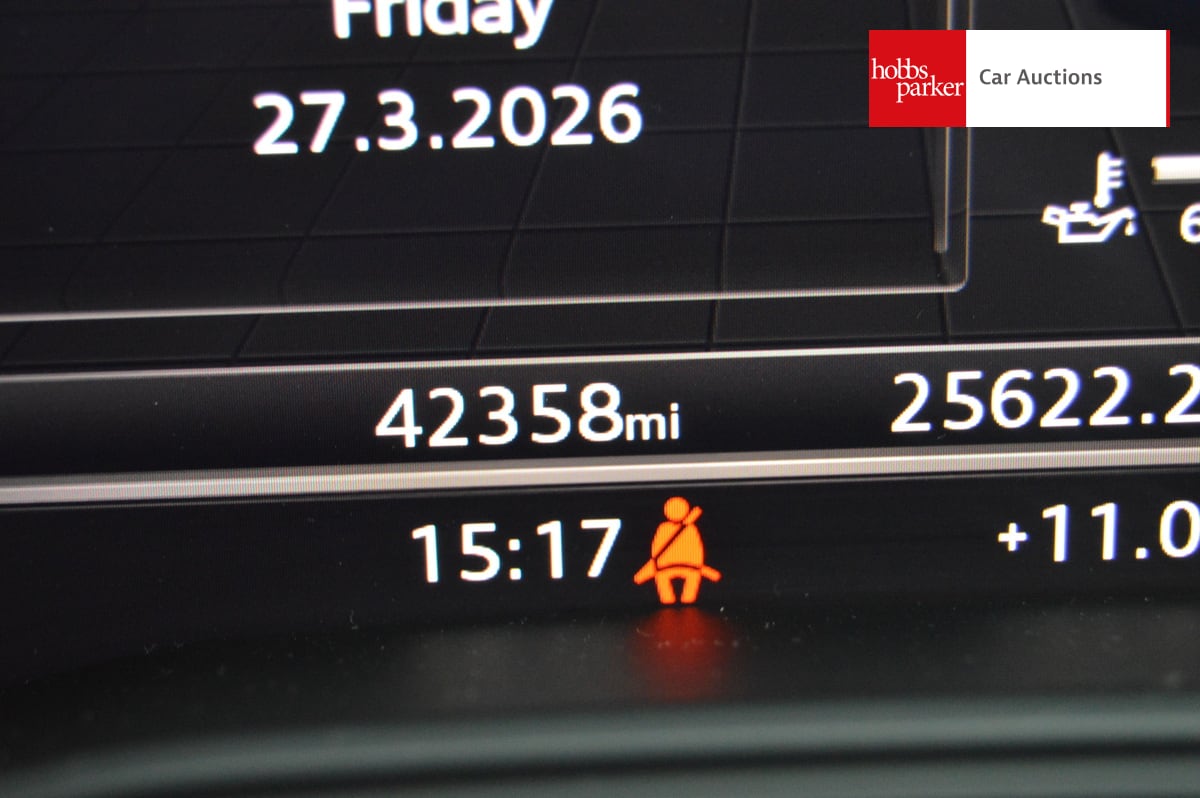 AUDI Q5 S LN BLK ED 45 TFSI QUAT SA image 17