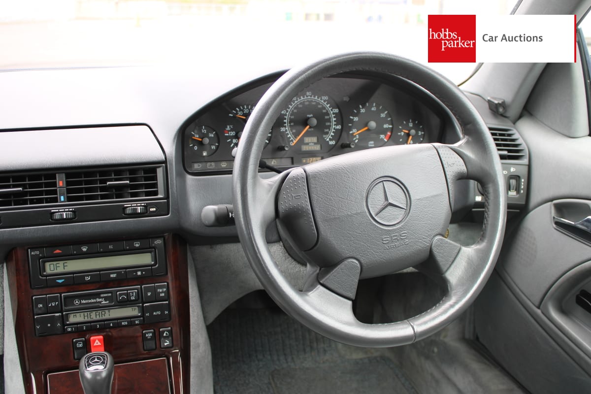 MERCEDES SL 320 AUTO image 26