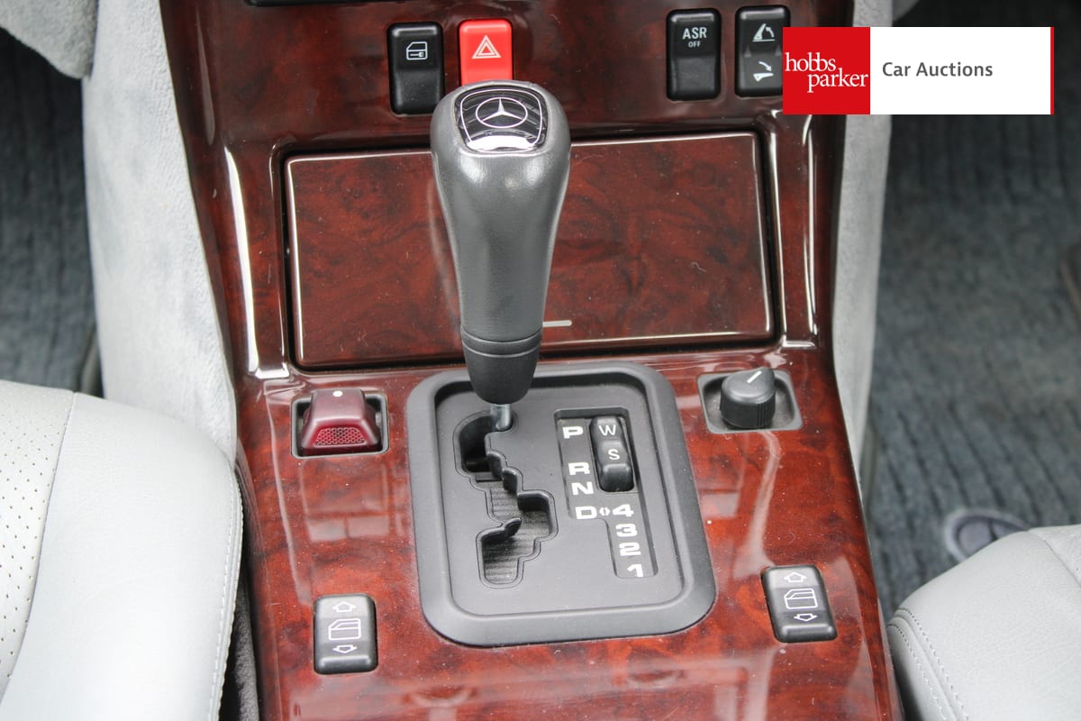 MERCEDES SL 320 AUTO image 28