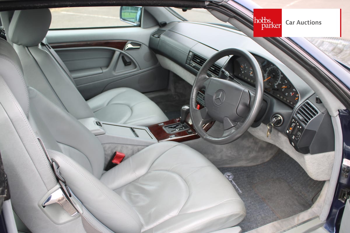 MERCEDES SL 320 AUTO image 32