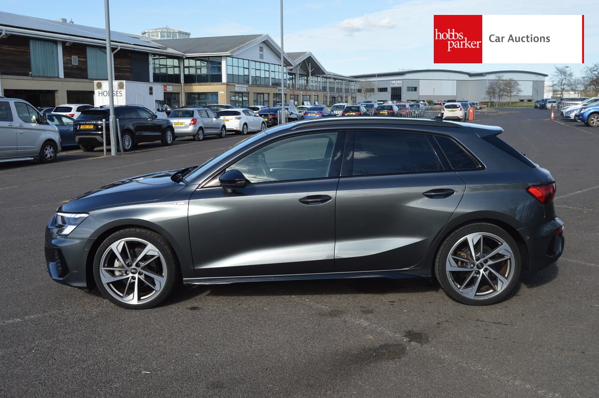 AUDI A3 S LINE ED 1 35 TFSI MHEV SA image 6