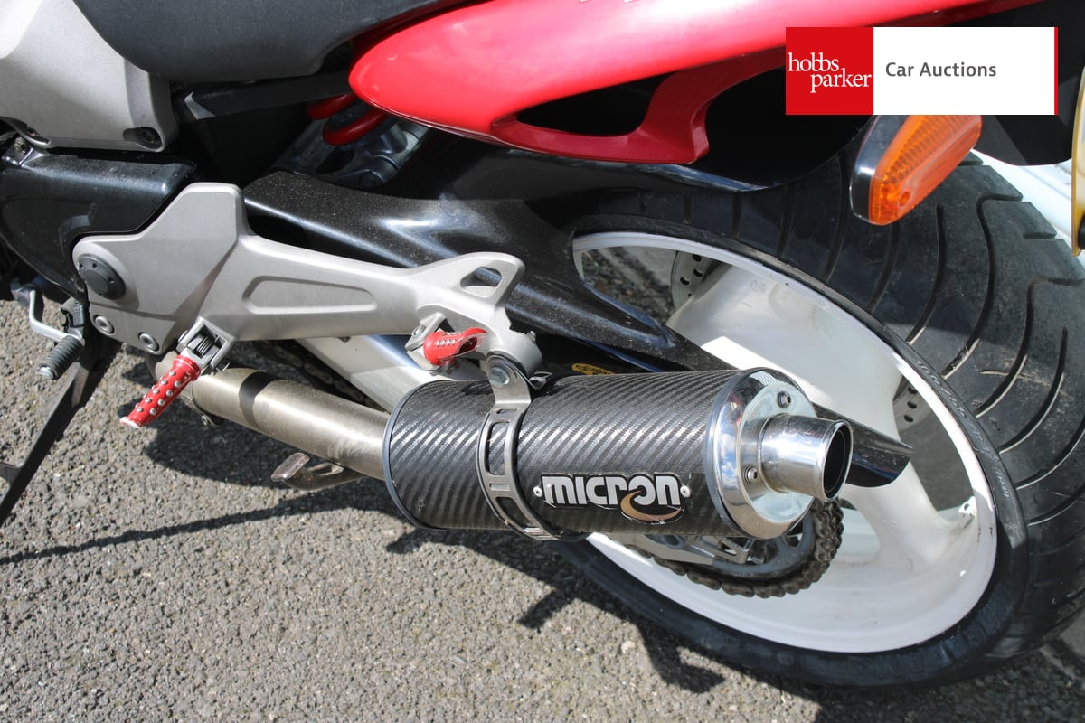 HONDA CB1100 SF image 14