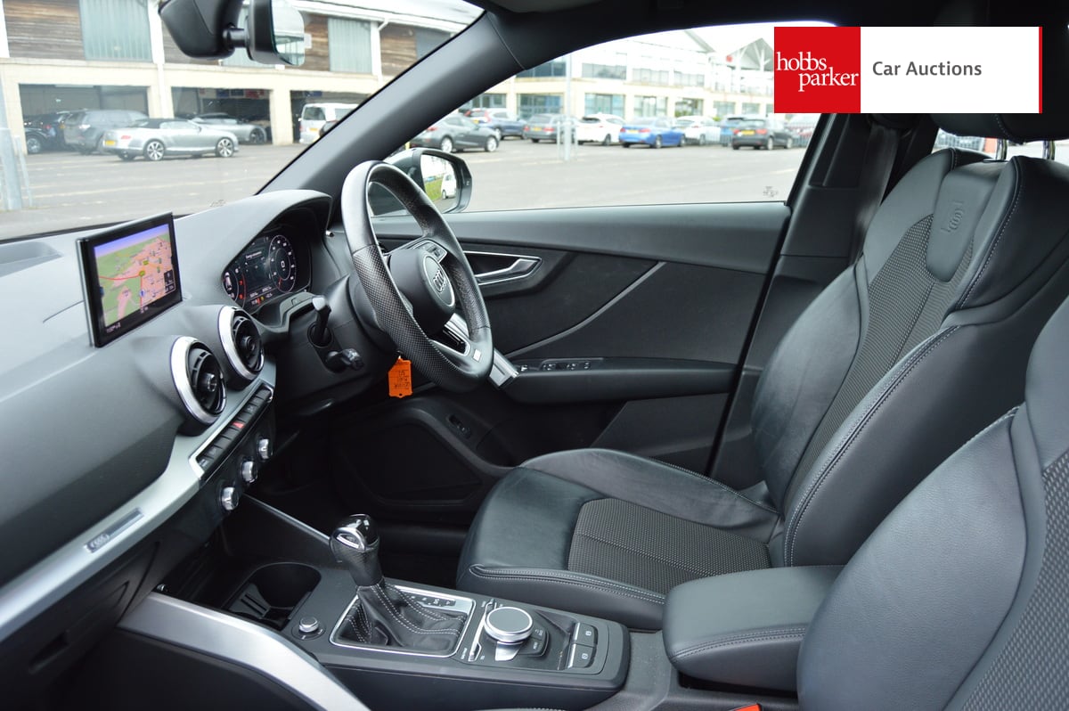 AUDI Q2 S LINE 35 TFSI S-A image 13