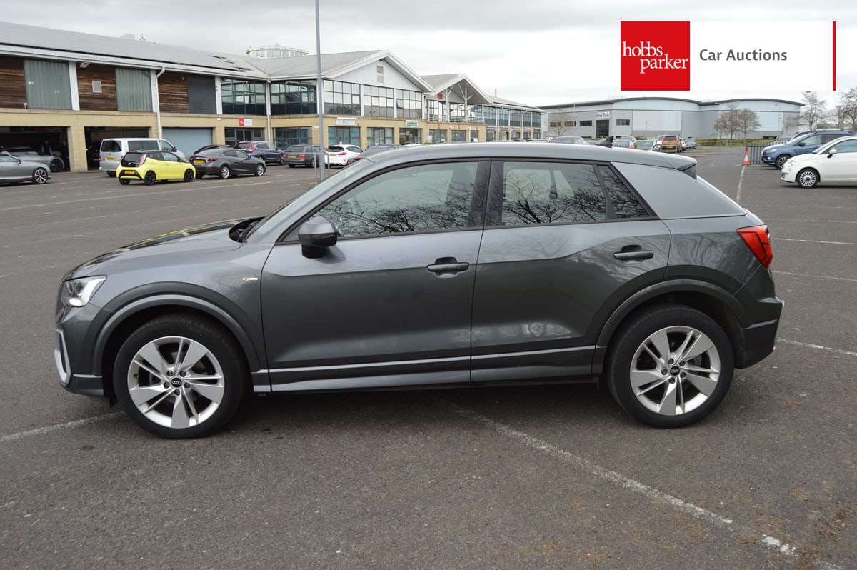AUDI Q2 S LINE 35 TFSI S-A image 6
