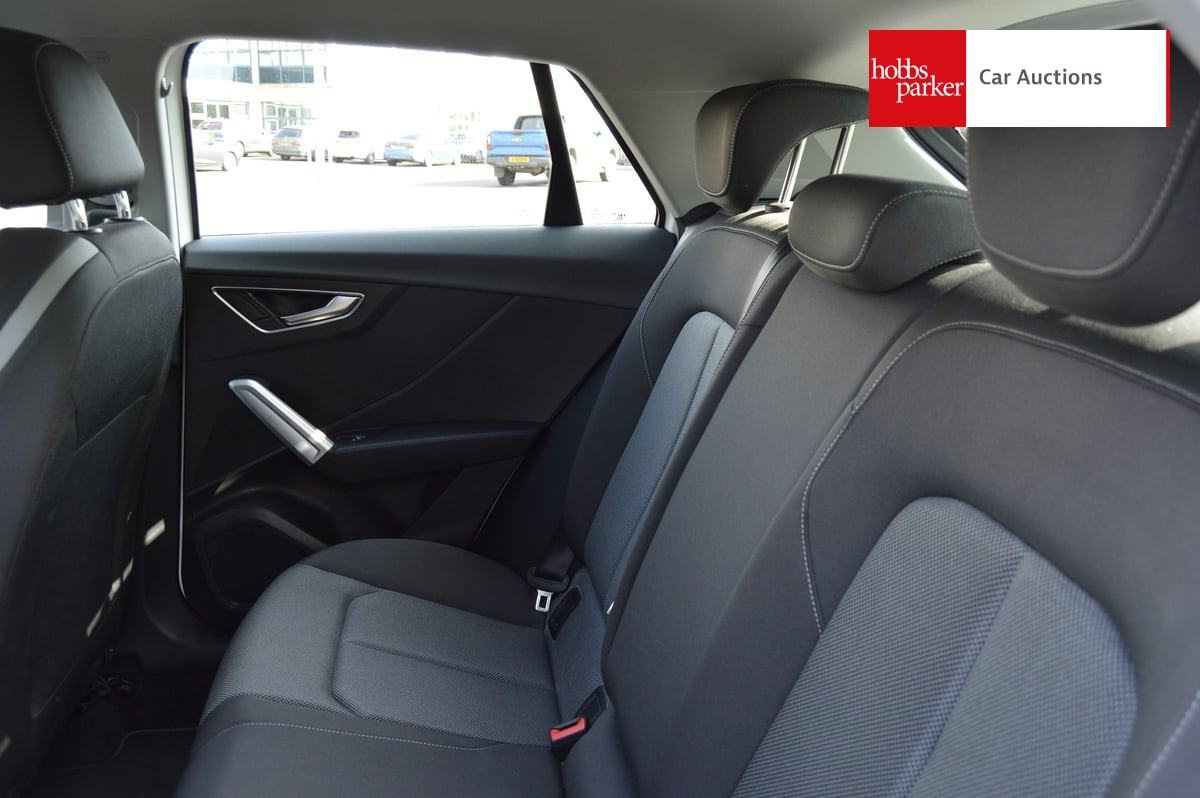 AUDI Q2 SPORT 30 TDI S-A image 14