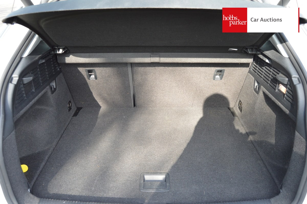 AUDI Q2 SPORT 30 TDI S-A image 15