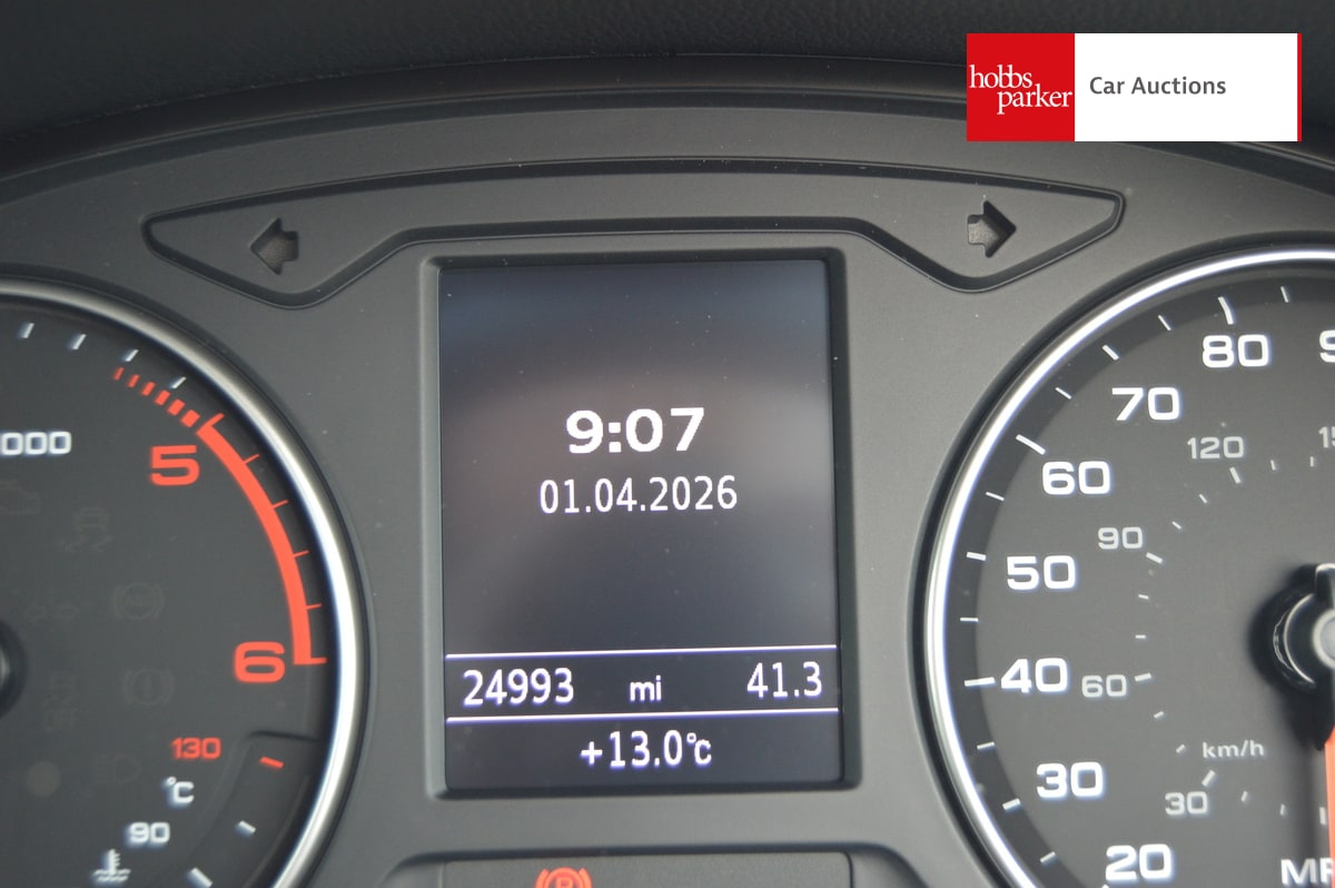 AUDI Q2 SPORT 30 TDI S-A image 16