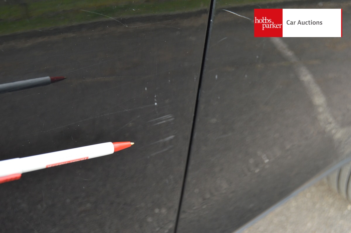 LAND ROVER DISCOVERY SPORT SE TECH TD4 A image 23