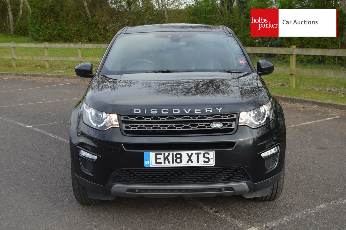 LAND ROVER DISCOVERY SPORT SE TECH TD4 A image 8