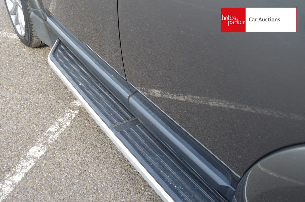 LAND ROVER DISCOVERY HSE SDV6 AUTO image 21