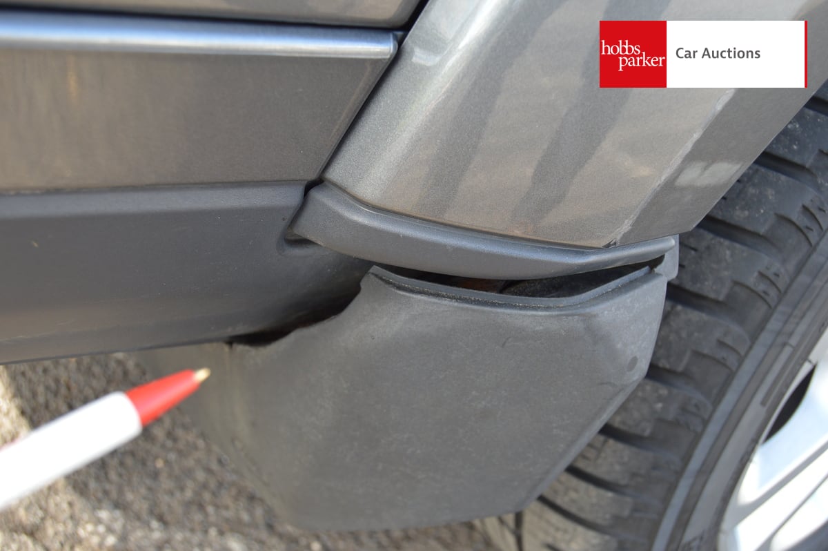 LAND ROVER DISCOVERY HSE SDV6 AUTO image 26