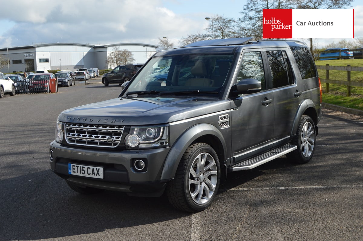 LAND ROVER DISCOVERY HSE SDV6 AUTO image 7
