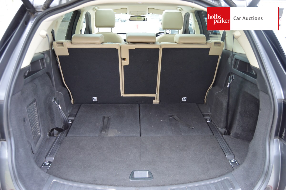 LAND ROVER DISCO-Y SPORT BLACK HSE T image 15