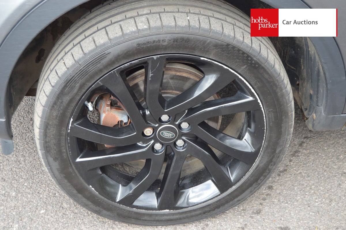 LAND ROVER DISCO-Y SPORT BLACK HSE T image 9