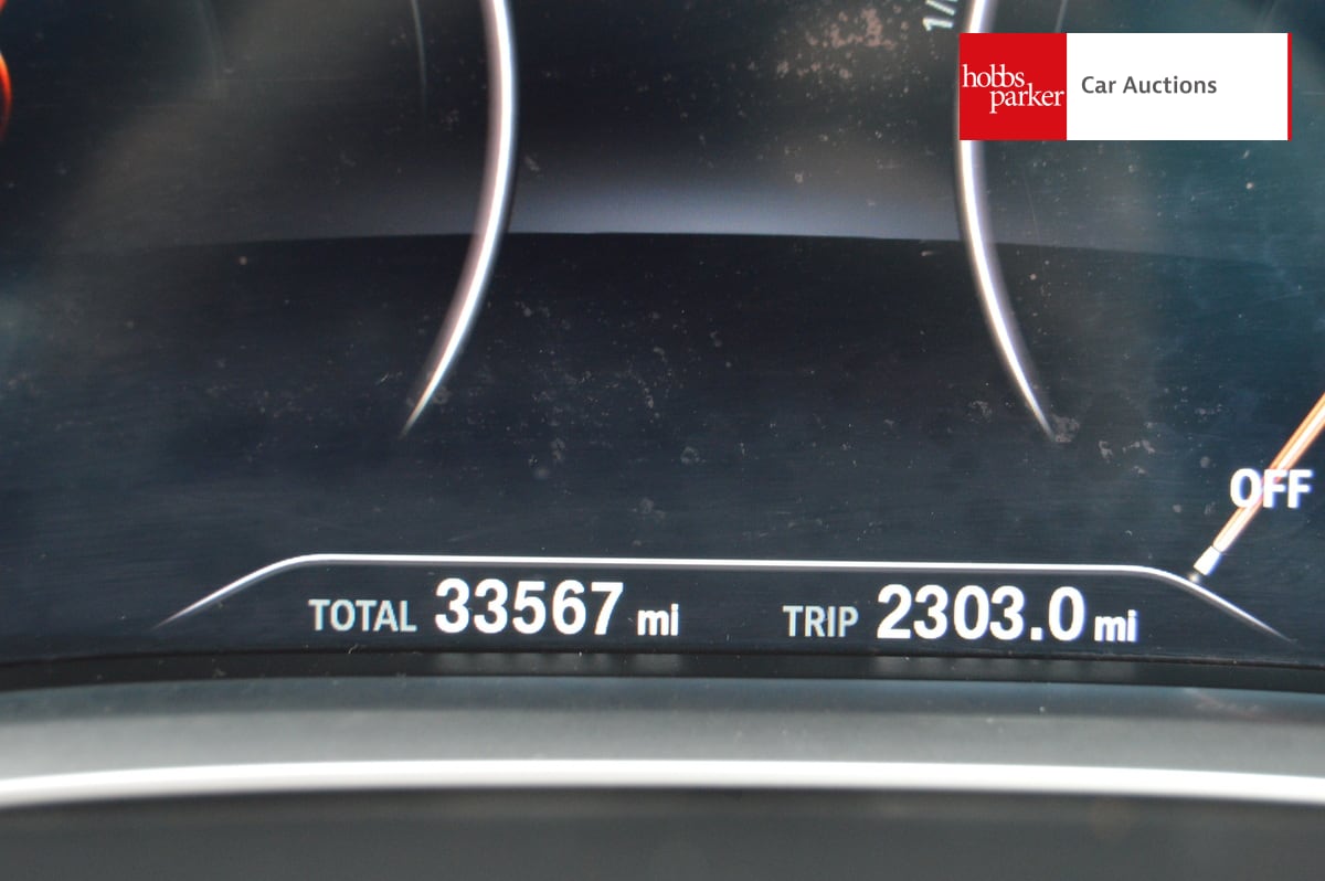BMW 740LI M SPORT AUTO image 16