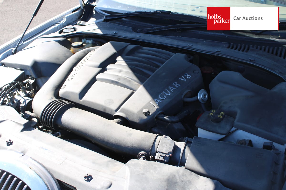 JAGUAR S-TYPE V8 AUTO image 35