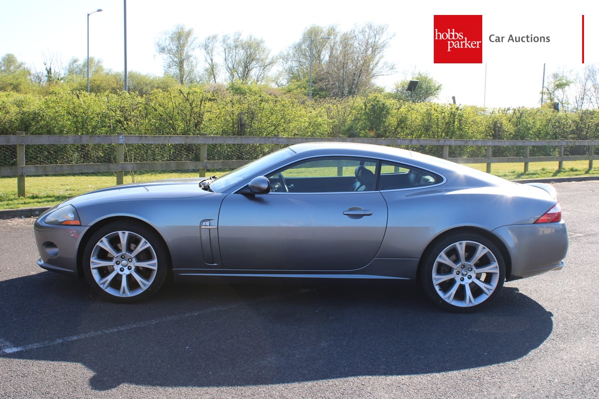 JAGUAR XK X150 image 6