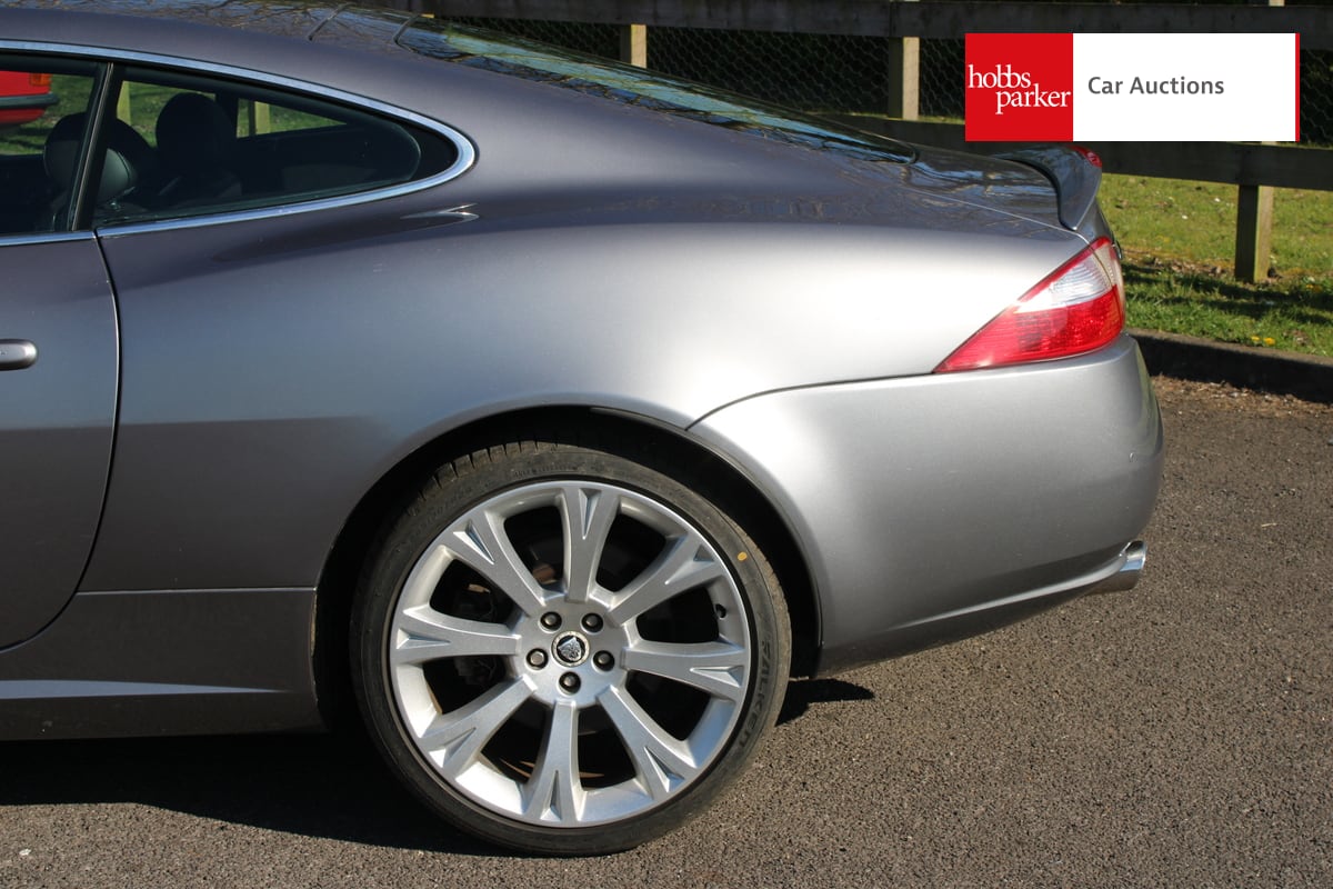 JAGUAR XK X150 image 11