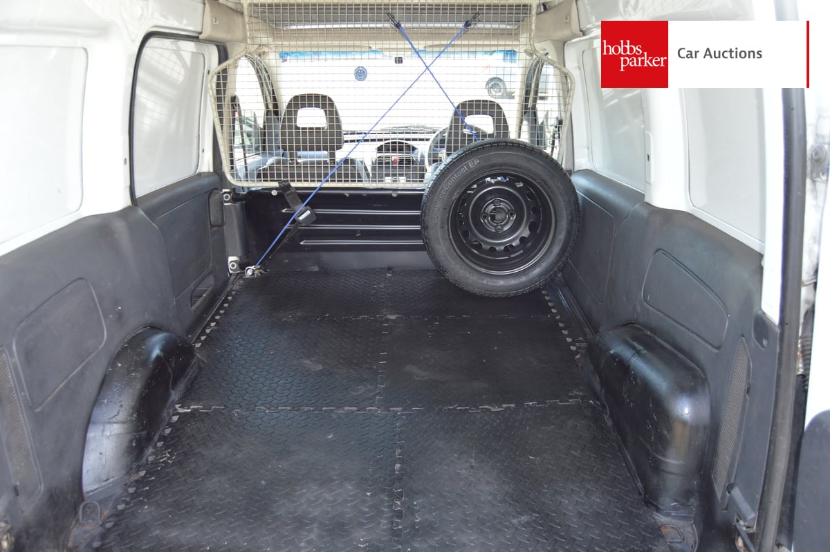 VAUXHALL COMBO 1700 CDTI 16V image 17