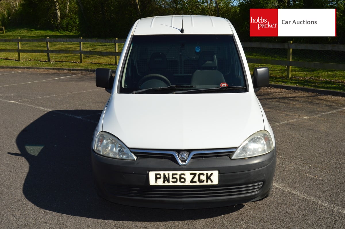 VAUXHALL COMBO 1700 CDTI 16V image 8