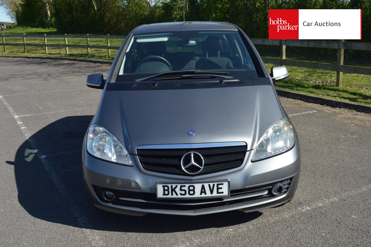 MERCEDES A150 CLASSIC SE image 8