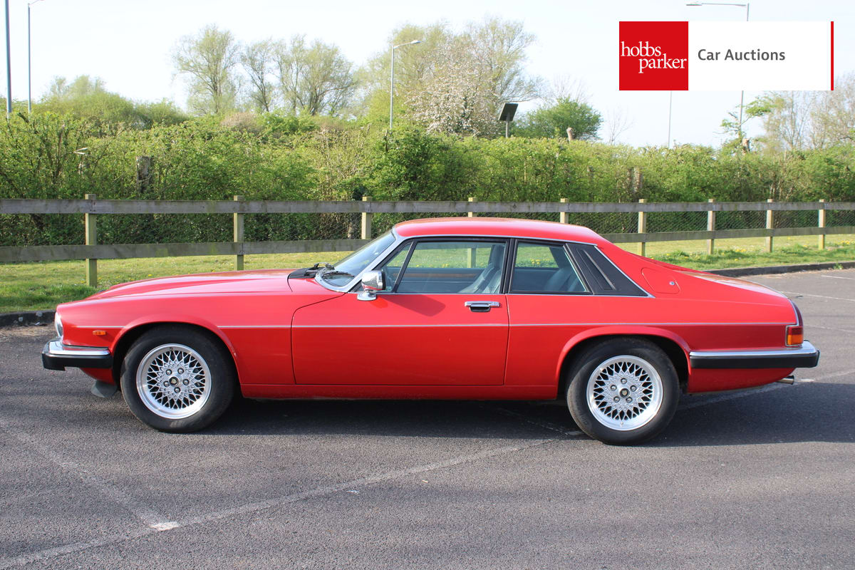 JAGUAR XJS 3.6 MANUAL image 6