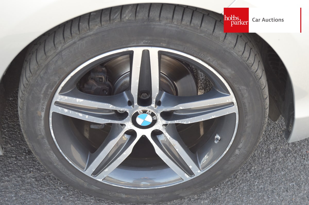 BMW 118I SPORT image 12