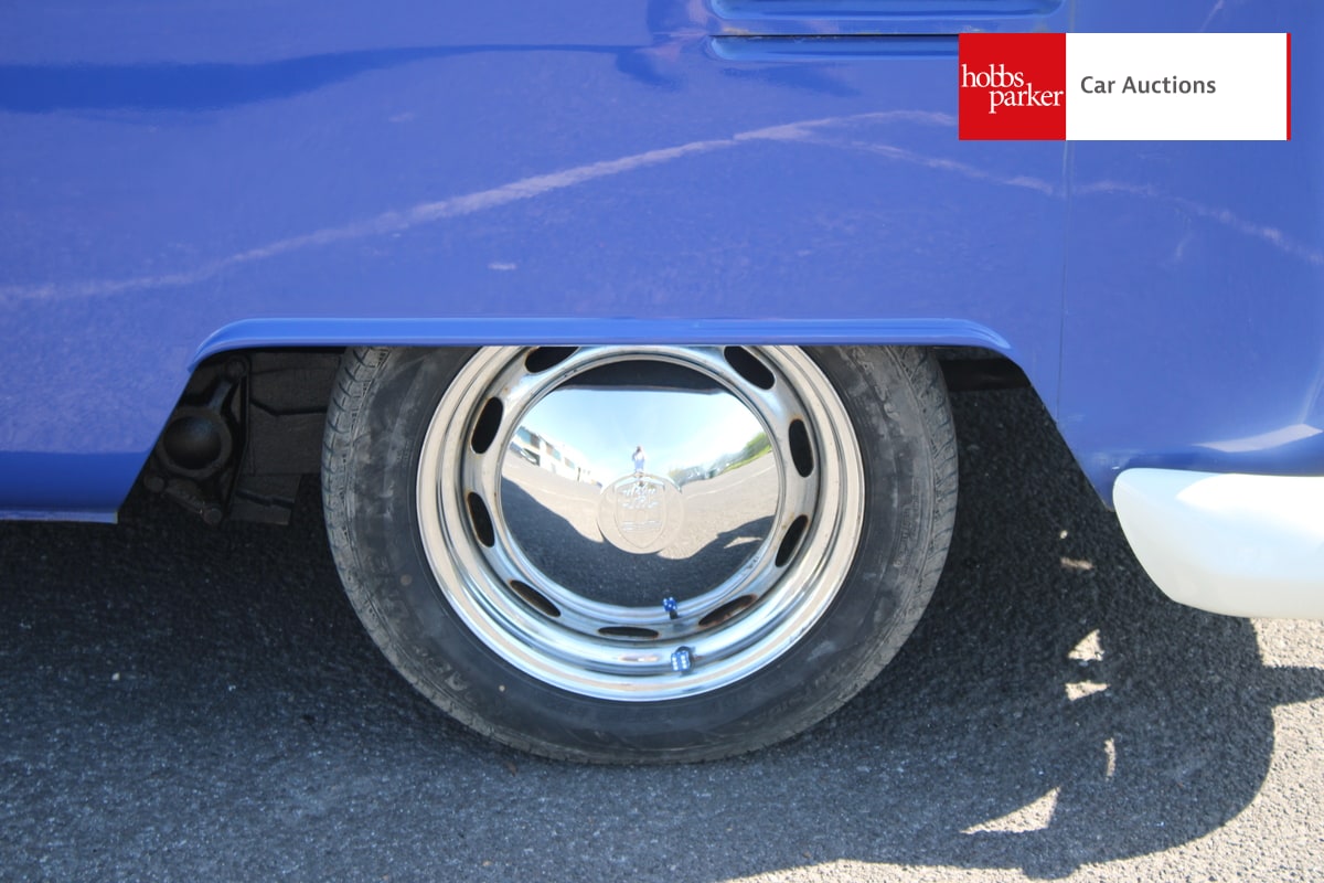 VOLKSWAGEN T1 Type II image 10