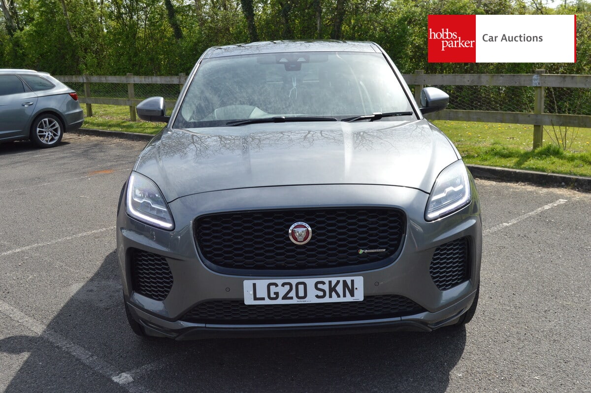 JAGUAR E-PACE CHEQUERED FLAG D AWD A image 8
