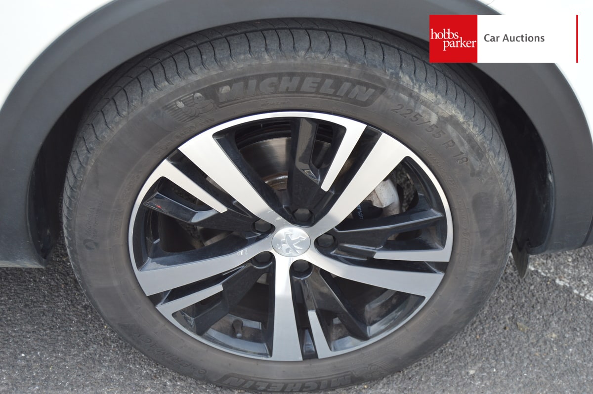 PEUGEOT 3008 GT PURETECH S/S AUTO image 12