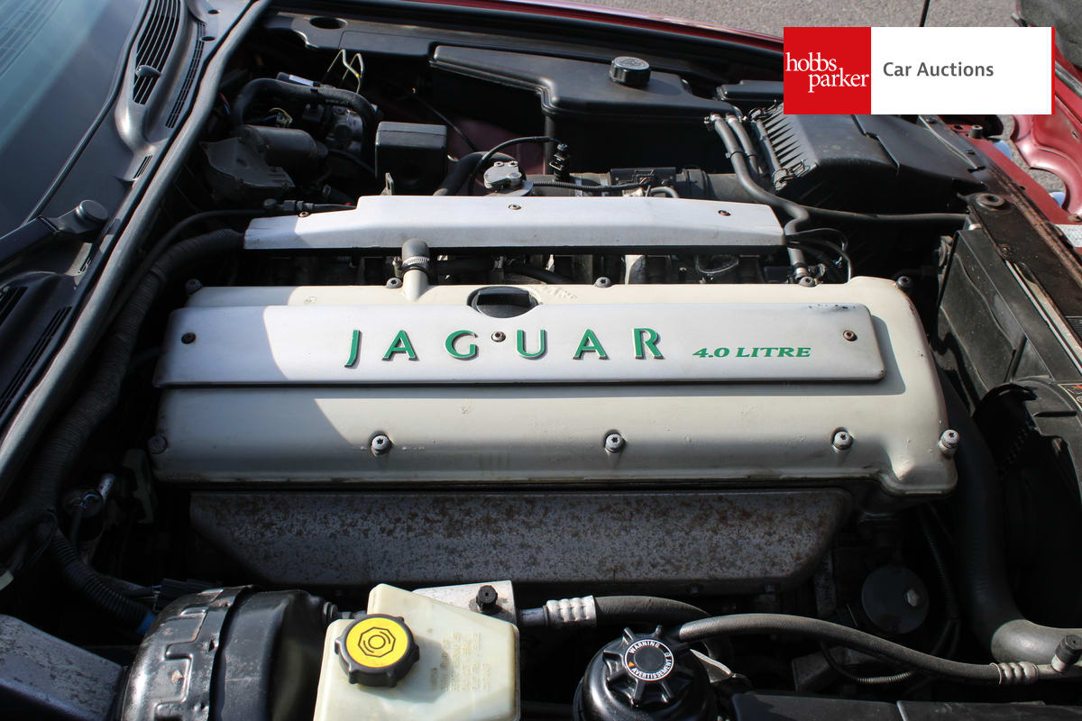JAGUAR XJ6 SPORT AUTO image 32