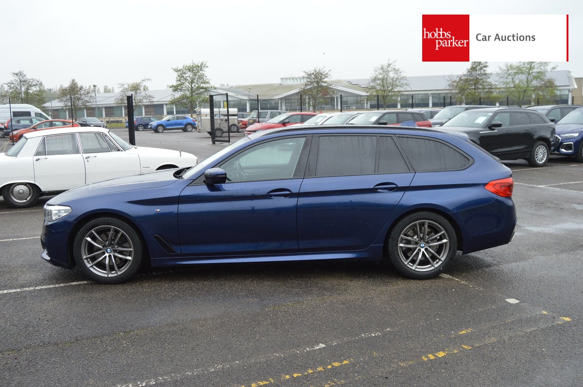 BMW 520D M SPORT AUTO image 5